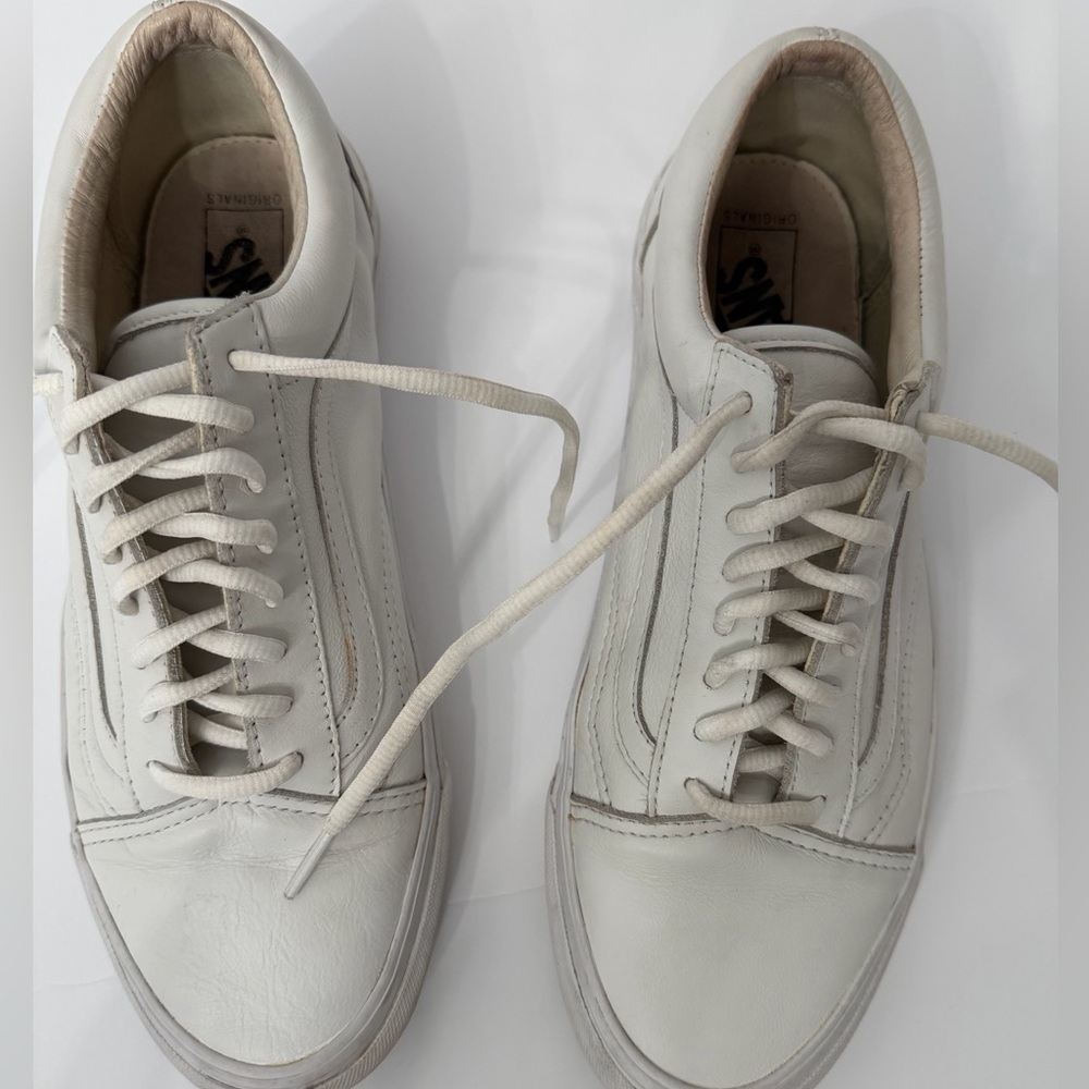 Vans White Leather  Sneakers Men’s 10.5 Women’s 12